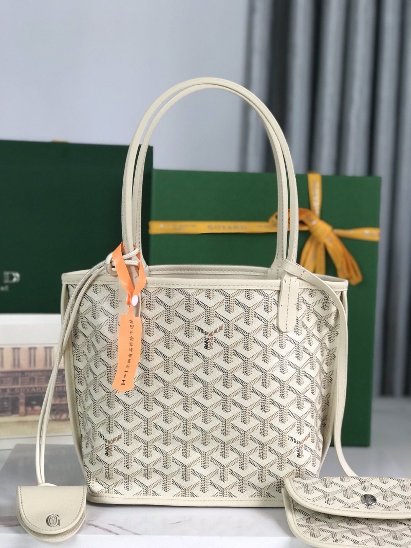 Goyard Shopping Bags